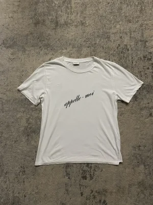 Saint Laurent - 2017 Apelle Moi Tee