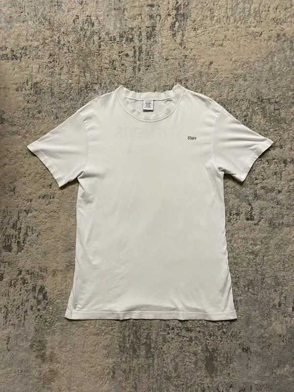 Vetements - 2018 White Staff Back Logo Tee XL 21x31