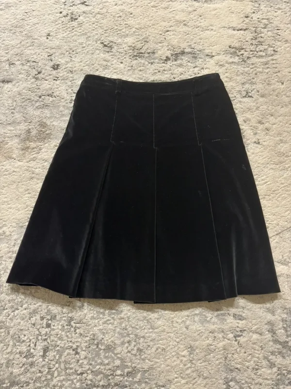 Miu Miu - Black Velvet Pleated Skirt 28x21