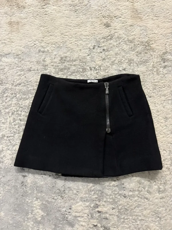 Miu Miu - 90s Wool Mini Skirt 27x13