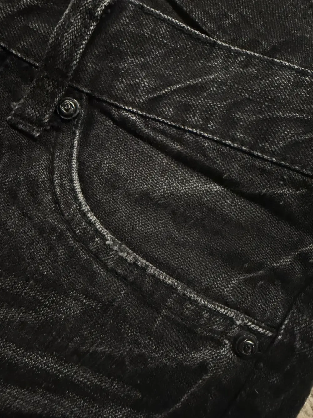 Fuga - Curve Leg Flared Distressed Denim 33x35 - Image 6