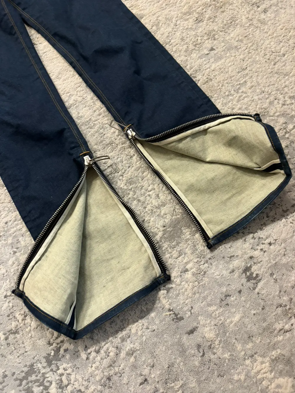 Dior Homme - AW09 Zipper Hem Raw Indigo Denim by Kris Van Assche 30x31 - Image 5