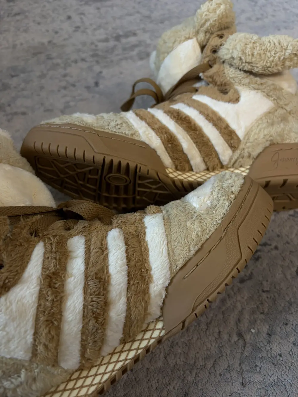 Jeremy Scott x Adidas - SS11 Bear Fuzzy High top Sneakers Gold 9.5US Men - Image 7