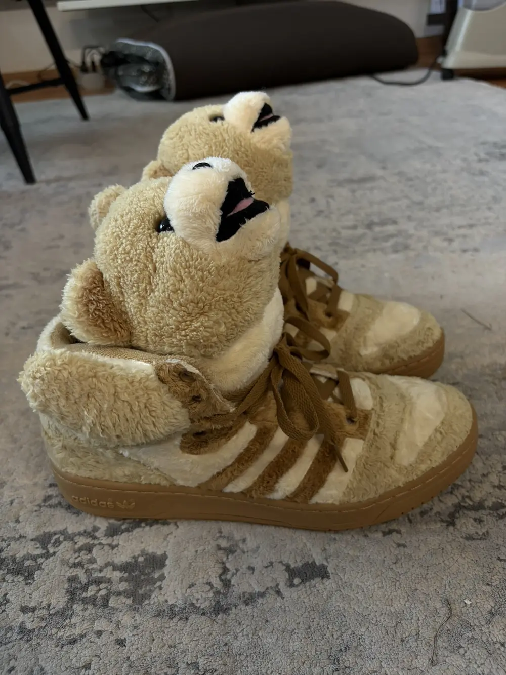 Jeremy Scott x Adidas - SS11 Bear Fuzzy High top Sneakers Gold 9.5US Men - Image 4