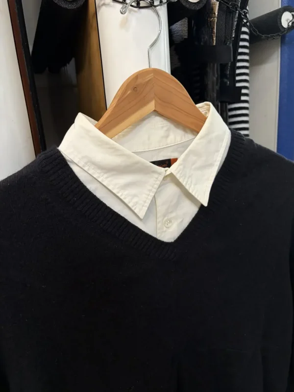 Undercover – AW06 Layered Collar Knit Sweater8