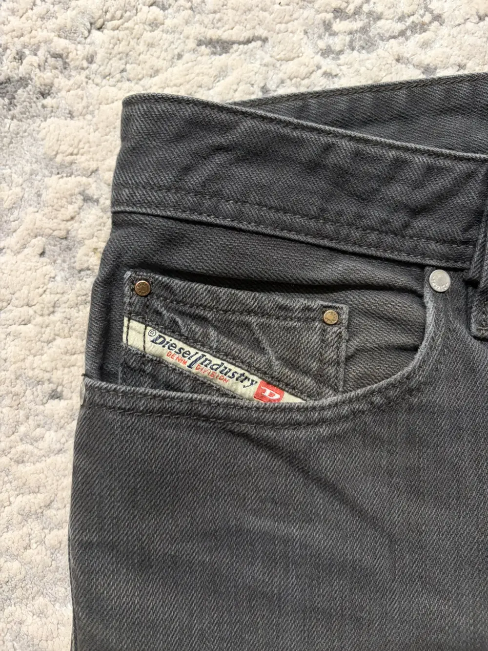 Diesel - Safado Straight Jeans Wash 008QU Grey 33x31.5 - Image 2