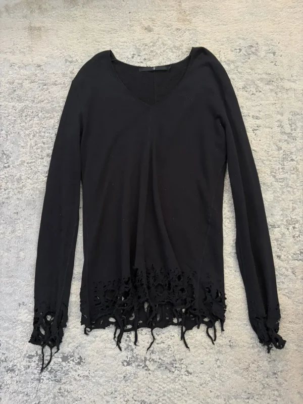 No ID. - Distressed Long Sleeve V Neck Tee Shirt 19x29