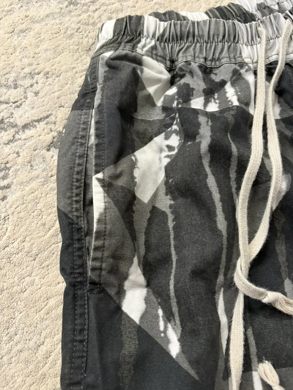 Rick Owens - Drkshdw FW16 Vomit Camo Pod Shorts 13.5x24.5 - Image 4