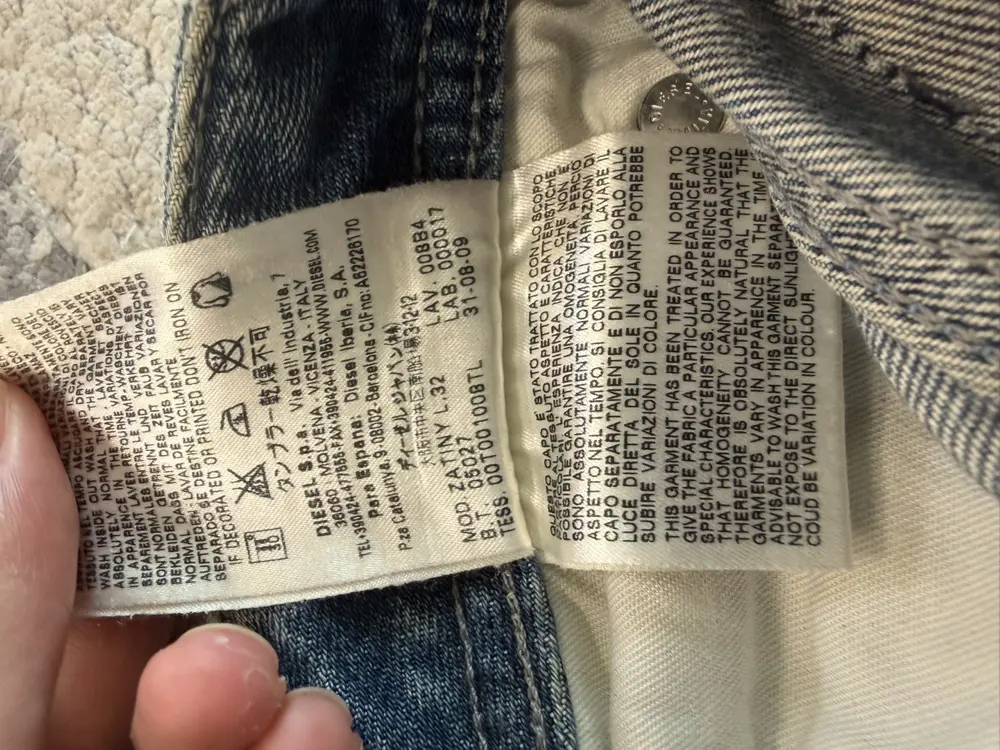 Diesel - AW09 Zatiny Bootcut Distressed Denim 32x33 - Image 11