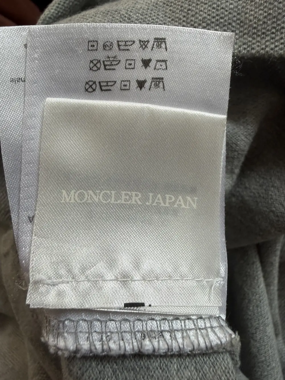 Moncler - Embroidered Logo Grey Polo 20x25 - Image 6